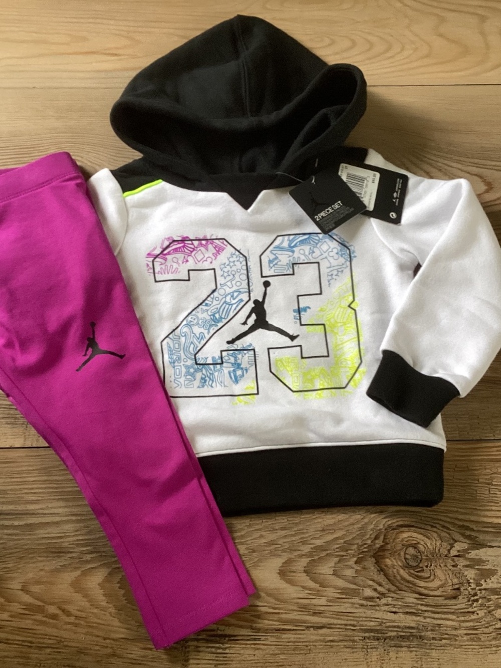 Jordan Girls 2-Piece Hoodie & Leggings Set in Black, White & Pink Size 2T(NWT)